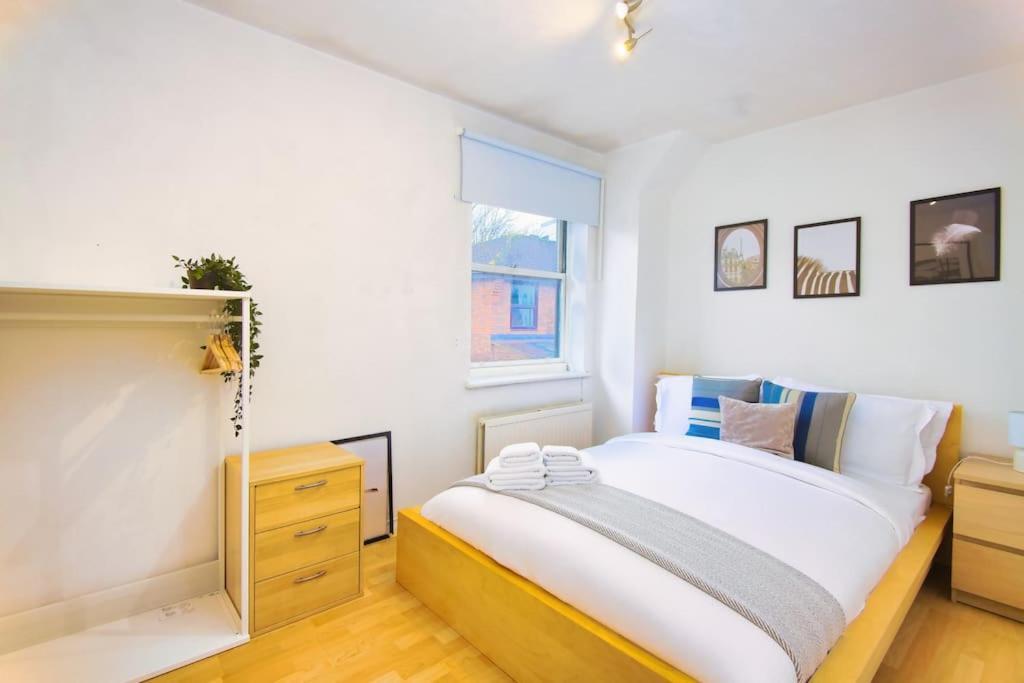 Апартаменти Two Bed House Near Kings Cross Лондон Екстер'єр фото